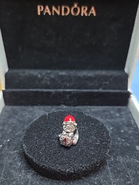 Retired Pandora Christmas Kitten Charm 792007EN39